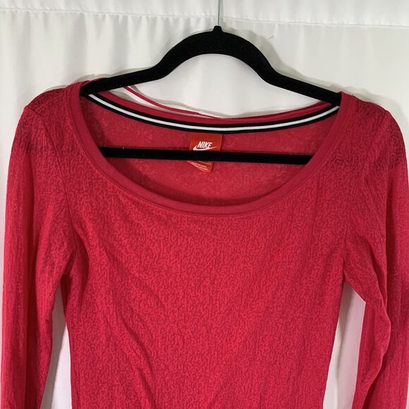 Nike Blouse Women's Small Pink Textured Semi Sheer Long Sleeve Round Neck - Picture 2 of 13